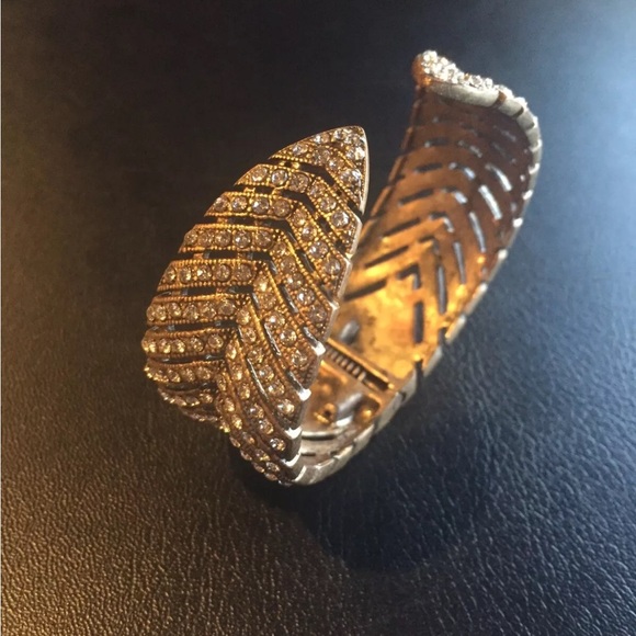 RARE VINTAGE J. Crew brass hinged cuff, rhinestone encrusted - Picture 4 of 5
